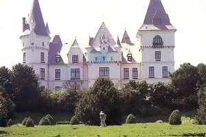 замок графа Дюлы Андраши