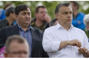 Венгерская оппозиция требует опубликование декларации мэра деревни