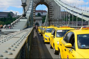 Будапештский совет поднимает тарифы на такси