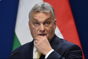 Премьер-министра Венгрии внесли в список «врагов Украины»