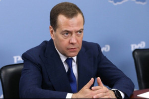 Медведев оценил отказ премьера Венгрии