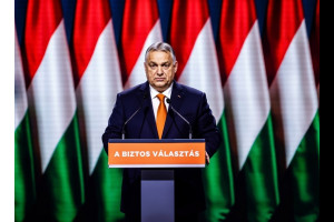 Орбан спустя 20 лет у власти: «Я чувствую себя новичком и готов к новой победе» Орбан спустя 20 лет у власти: «Я чувствую себя новичком и готов к новой победе»