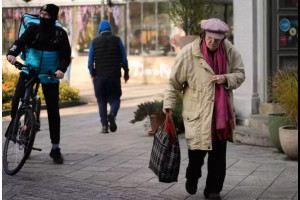 В феврале венгерские пенсионеры получат двойные выплаты В феврале венгерские пенсионеры получат двойные выплаты