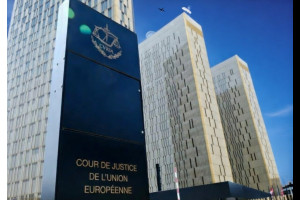 Евросуд встал на сторону ЕС в споре с Венгрией