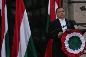 Оппозиция Венгрии призывает продолжить массовые акции протеста