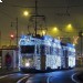 В Будапеште курсируют Рождественские трамвайчики