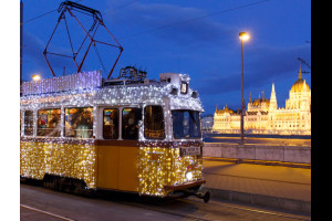 Рождественский трамвайчик в Будапеште