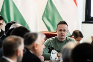 Будапешт отверг военный курс Брюсселя