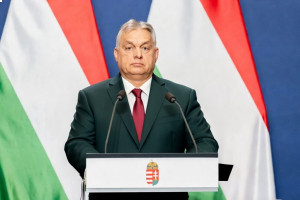 Предвыборная поездка по стране Виктора Орбана